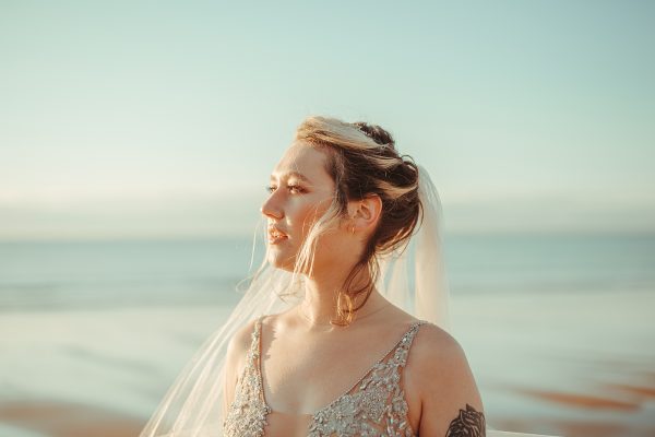 15.05.21 Wedding Dress at Gullane Beach - Regenweibchen Photography-36